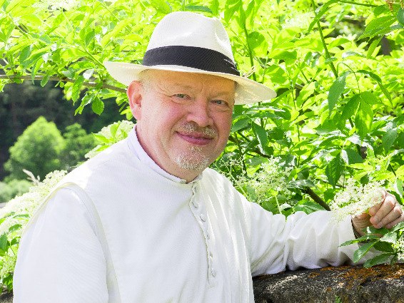 Kr&auml;uterpfarrer Benedikt R. Felsinger O.Praem., &copy; Margarete Jarmer